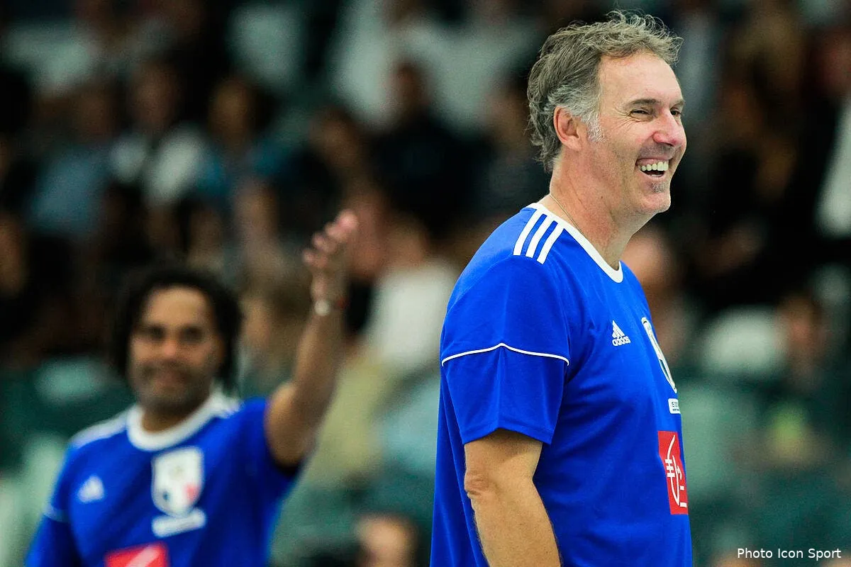 om laurent blanc est attendu a marseille place reservee icon fid 151018 08 103286739