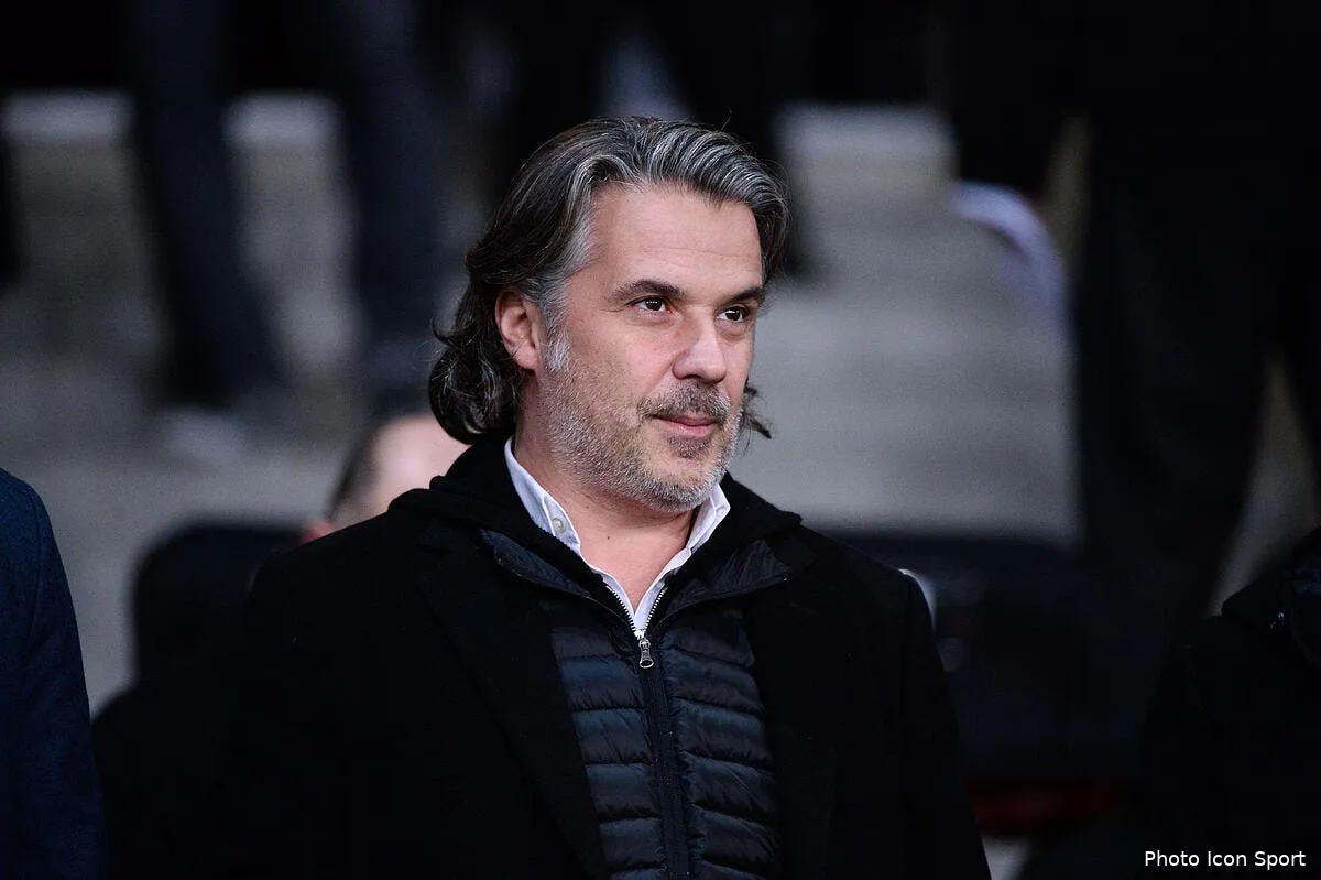 om le domicile de labrune victime de tags iconsport nlg 031215 17 72138624