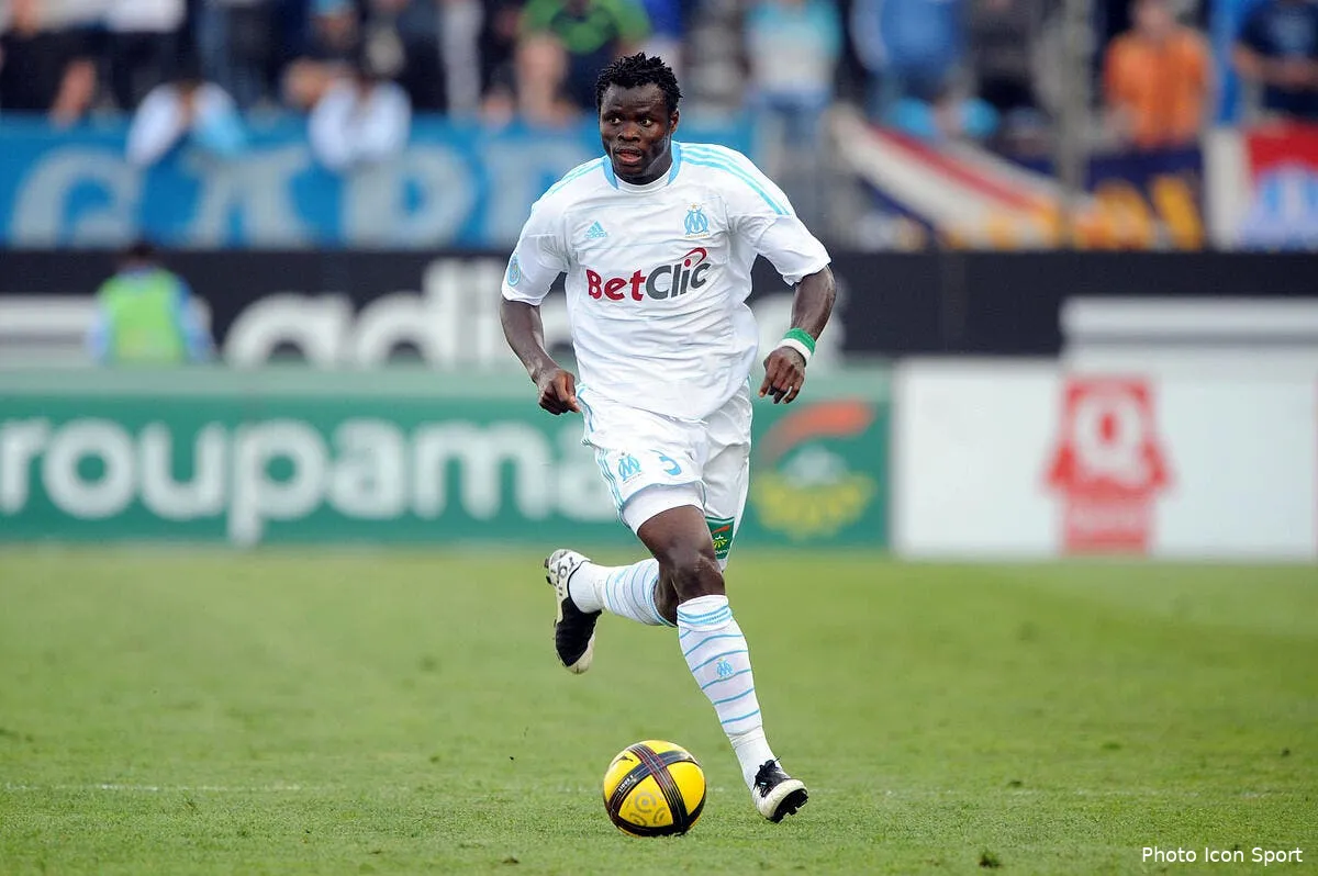 om le retour de taye taiwo nouvel episode du mercato iconsport jpt 010511 41 62151200