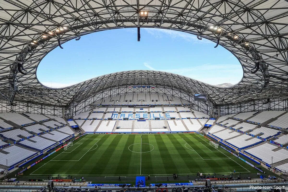 om le velodrome deja sous la menace d une fermeture d une tribune iconsport 26563589 2159128