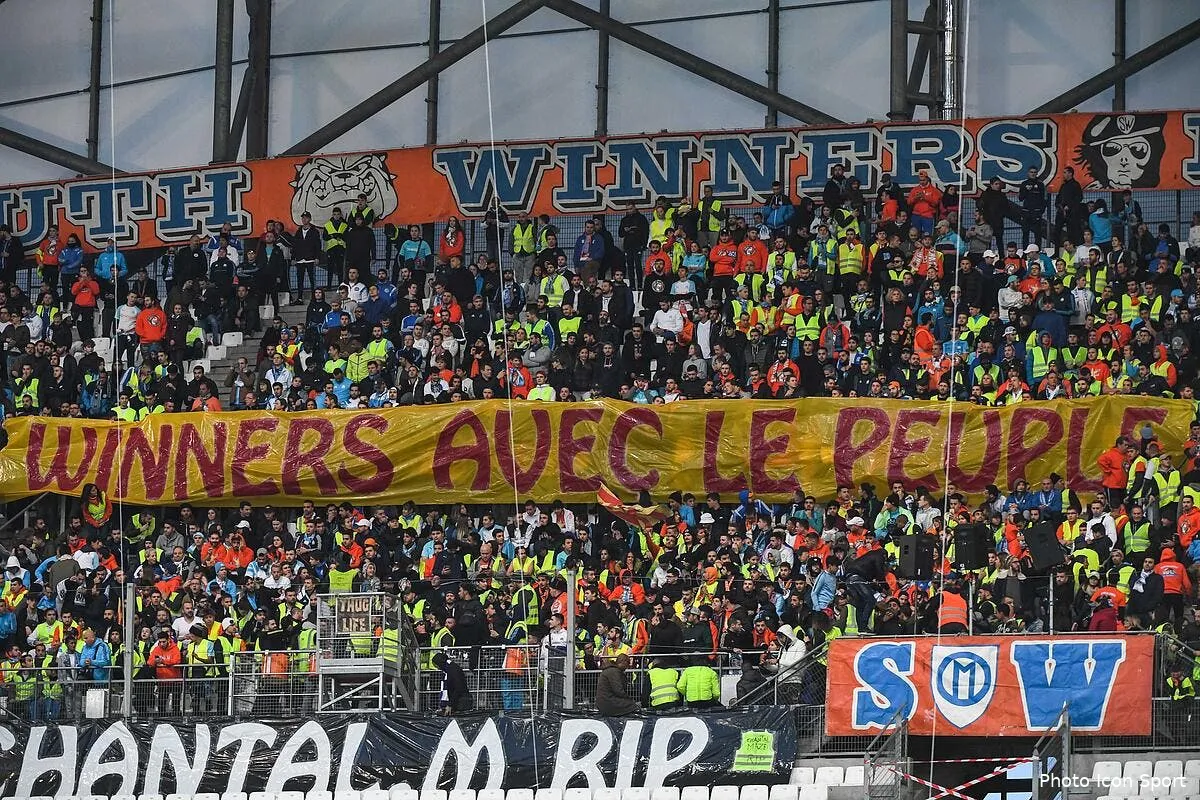 om les hallucinants details du periple des supporters a francfort iconsport icon bap 021218 93 131238039