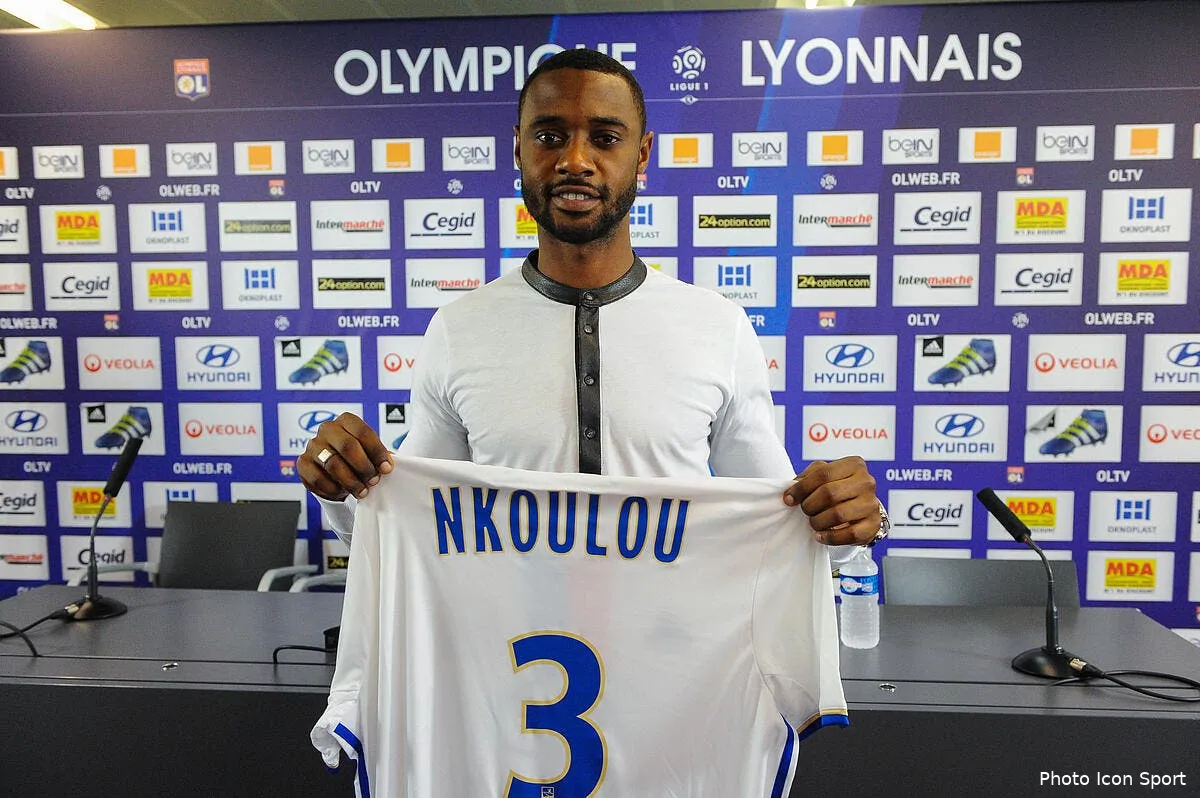 om les supporters ne feront pas une valbuena a nkoulou iconsport jpt 290616 05 08155362