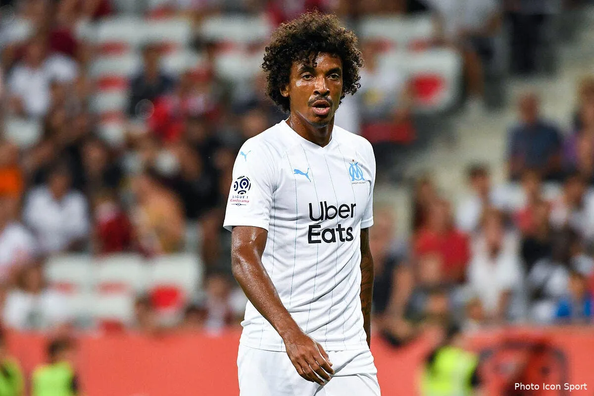 om luiz gustavo a bien tout fait pour quitter marseille au mercato icon pdz 280819 93 08264353