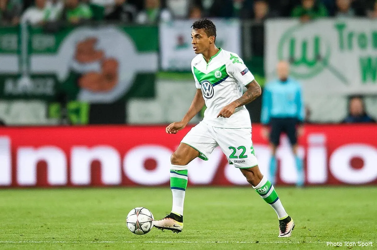 om luiz gustavo dans le viseur wolfsburg est vendeur iconsport new 060416 10 36166252