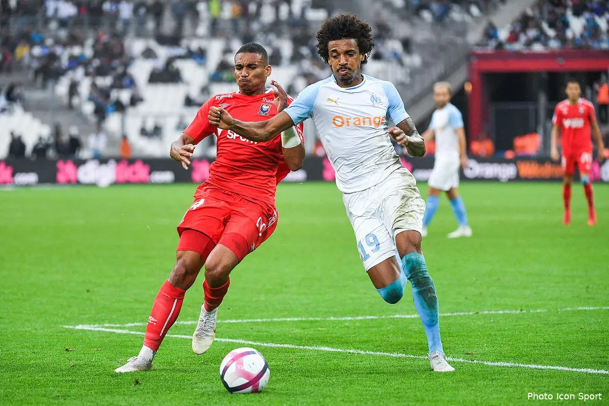 om luiz gustavo deprime a marseille son depart est urgent icon dib 071018 11 08262625