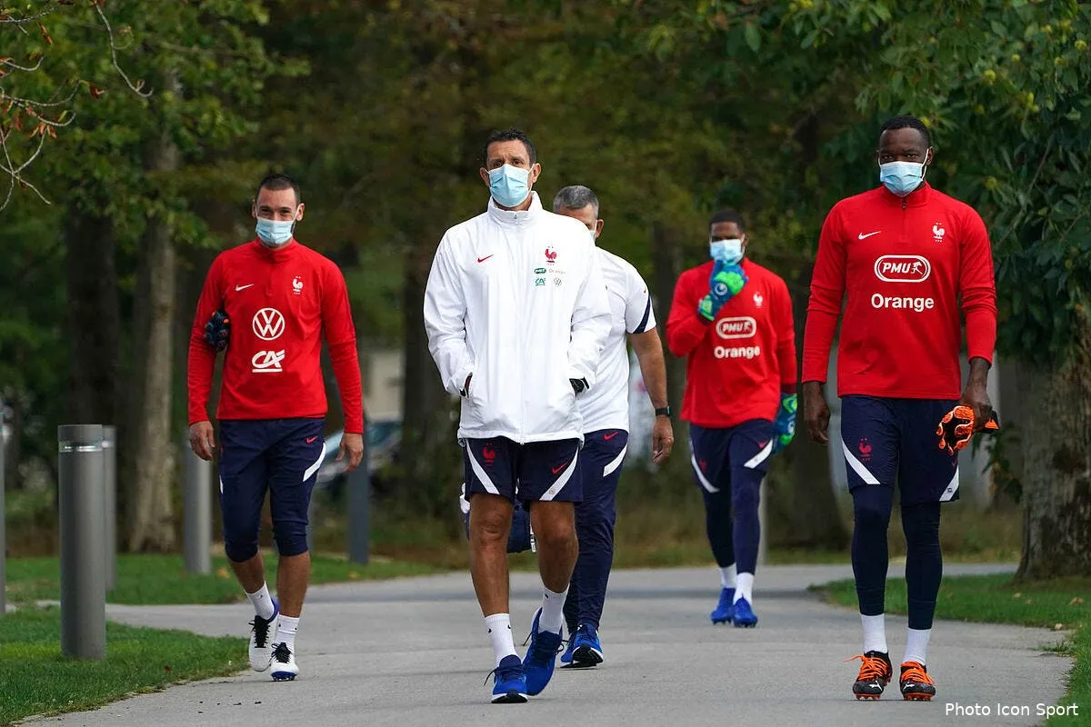 om mandanda positif au covid 19 il quitte clairefontaine icon sm101027293289