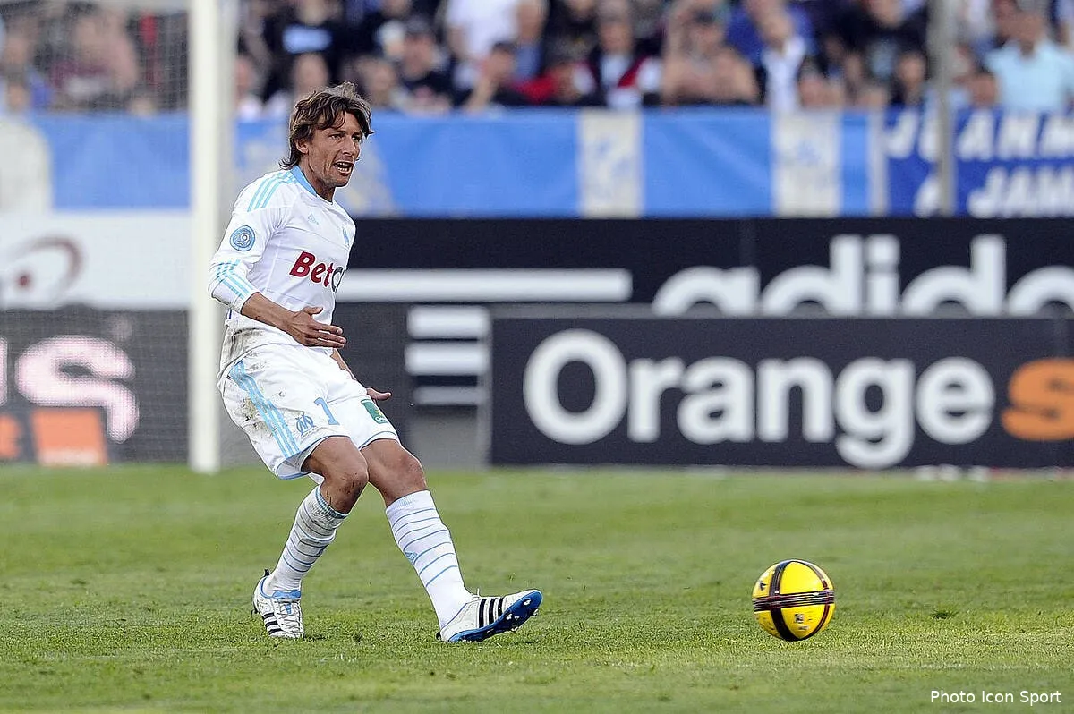 om marseille adore heinze c est confirme icon aim 100411 05 29284997