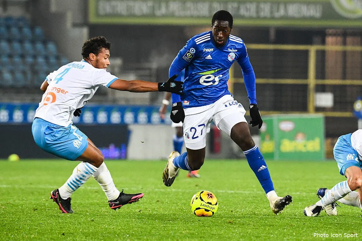 om marseille dauphin du psg nabil djellit ecoeure icon dsc 5094 298819