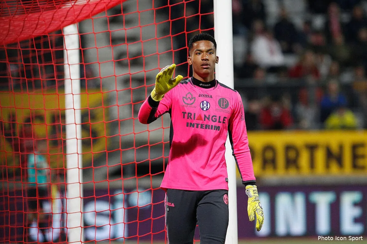 om marseille en difficulte baup vient aider au mercato lafont 2175812