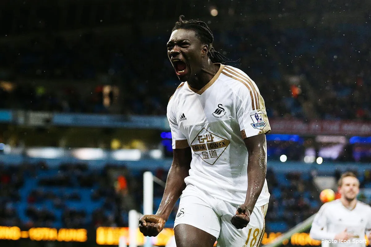 om marseille menace pour bafe gomis iconsport bpi 121215 01 14148722