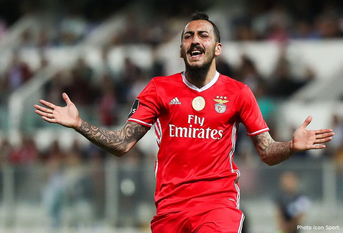 om marseille pose 20me sur la table pour recruter mitroglou iconsport glo 090417 01 06191425