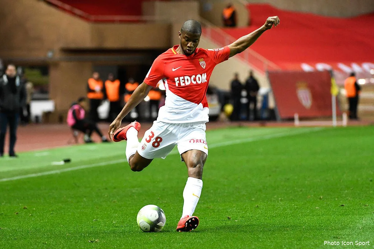 om marseille prend un coup a 18 me sur la tete toure204795