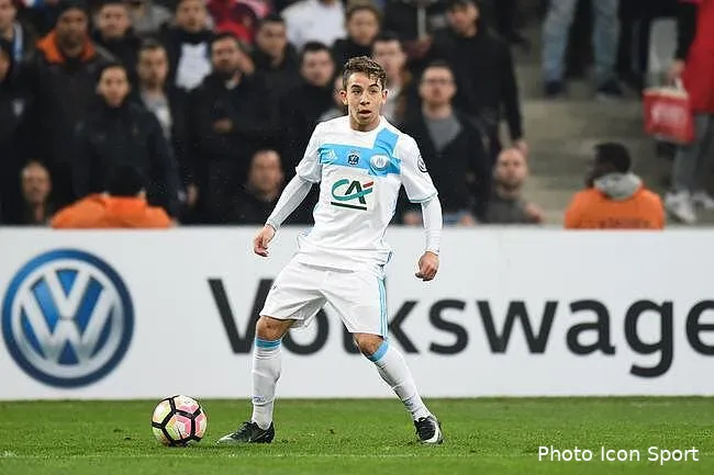 om maxime lopez devoile son seul secret pour briller a marseille om zidane est fan de lopez mais c est tout iconsport dim 310117 10 18 173440174956