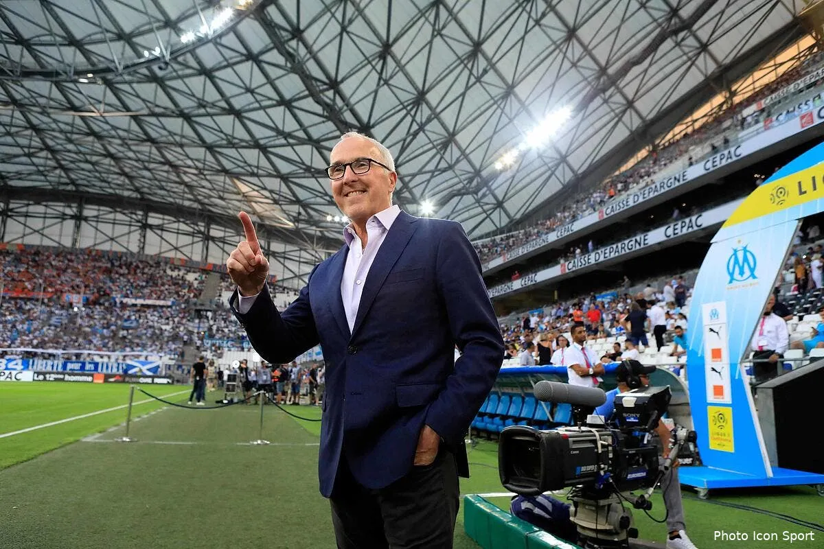 om mccourt n est pas vendeur boudjellal rend les armes icon ruo 100818 40 69 301349