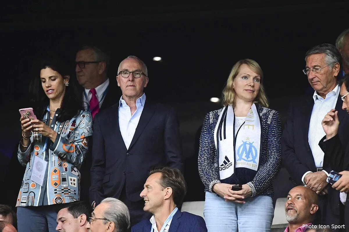 om mccourt patron du club le jour du clasico iconsport win 180916 05 06156516