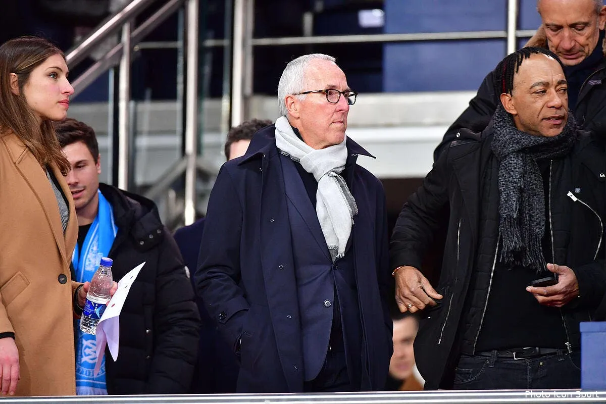 om mccourt pret a vendre il exige 250 me cash icon win 250218 01 41200284827