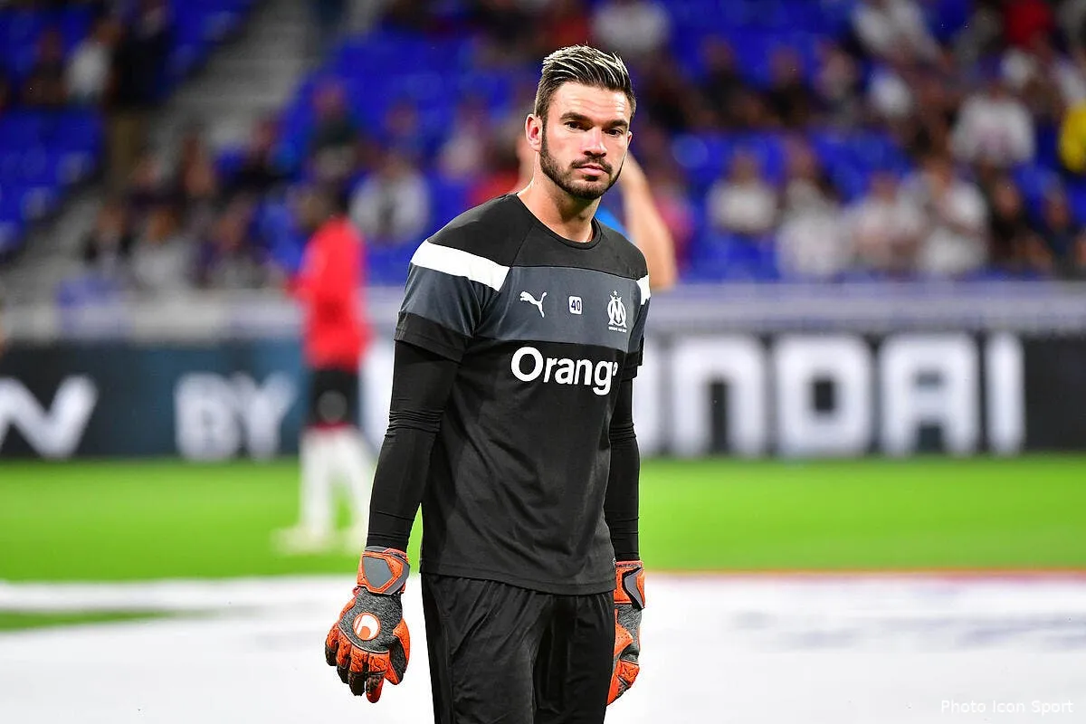 om mitroglou et rolando forfaits et escales dans les buts contre limassol icon win 230918 01 63728238867