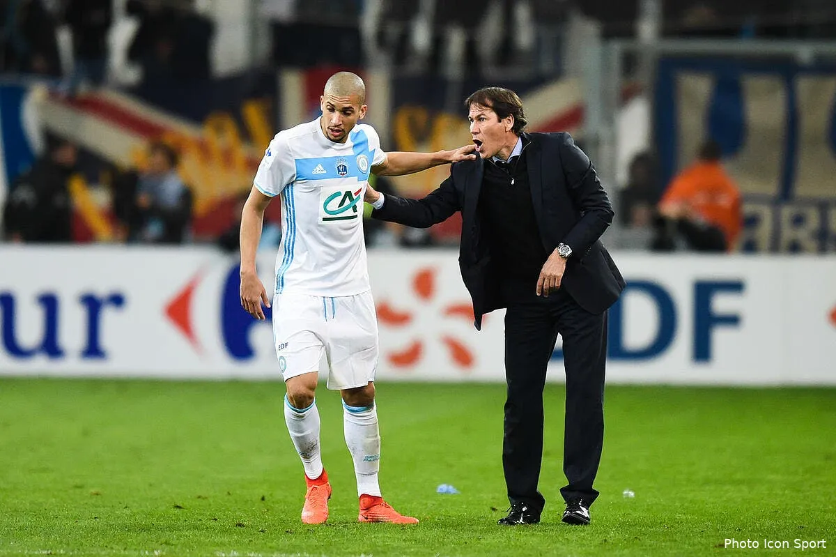 om ol l inter hesite entre doria et yanga mbiwa au mercato iconsport dim 010317 08 01195963