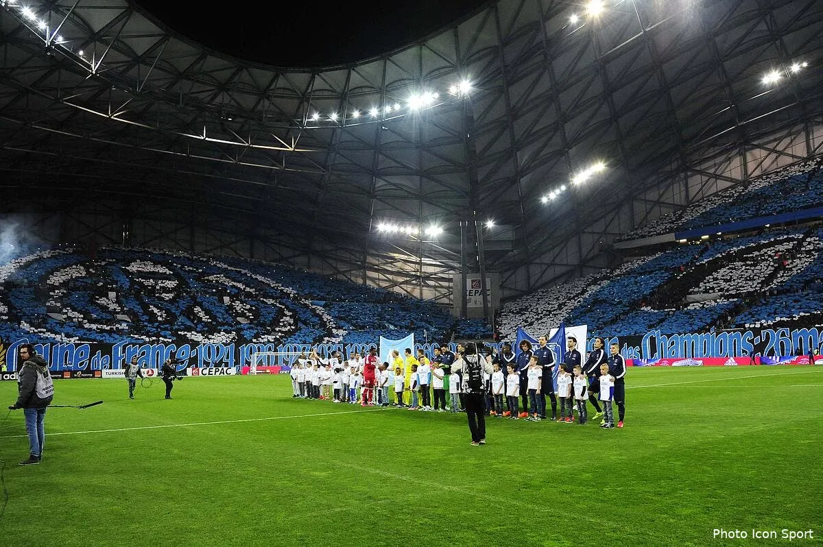 om ol marseille a 120 ans un tifo grandiose comme cadeau icon win 050415 05 93265863