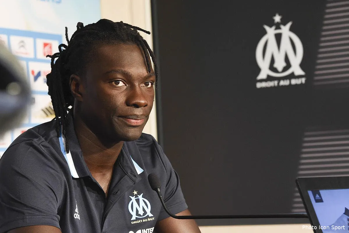 om ol quand lacombe pousse gomis vers marseille iconsport dim 211016 05 01158862