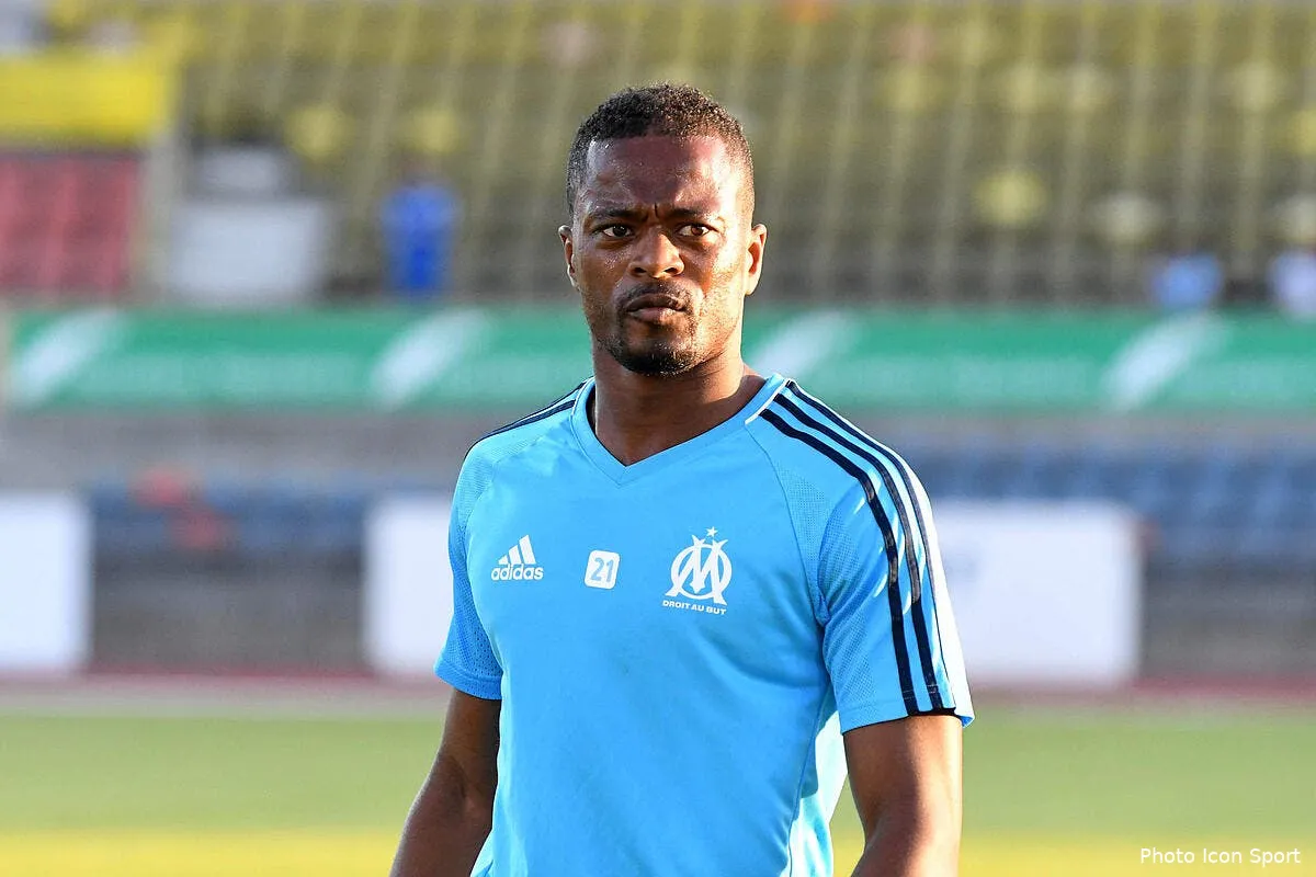 om patrice evra demande aux rageux de se calmer avec l om iconsport icon leb 150717 05 66190603