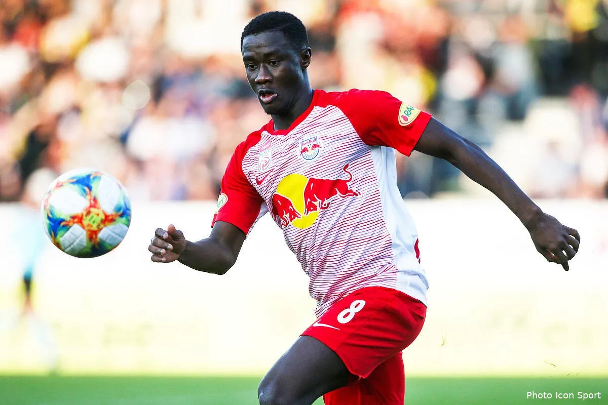 om pret a signer a marseille il fixe une celebre condition icon gep 070419 92 18251241