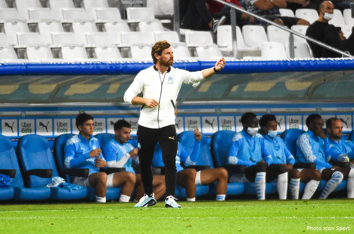 om rene malleville est inquiet il tire le signal d alarme icon dsc 8007295185