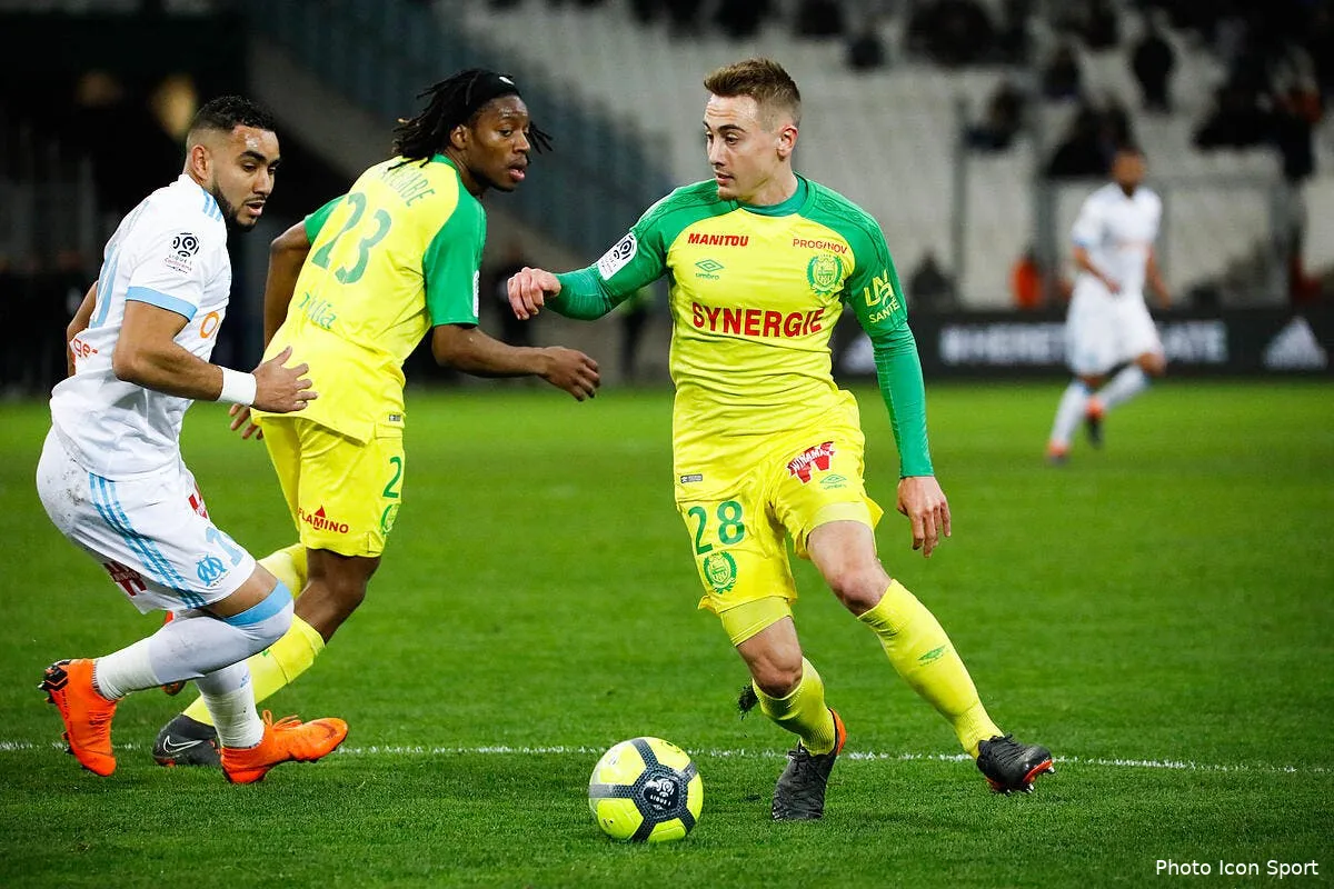 om rongier a l om ca coule de source au mercato icon ruo 040318 93 39212787