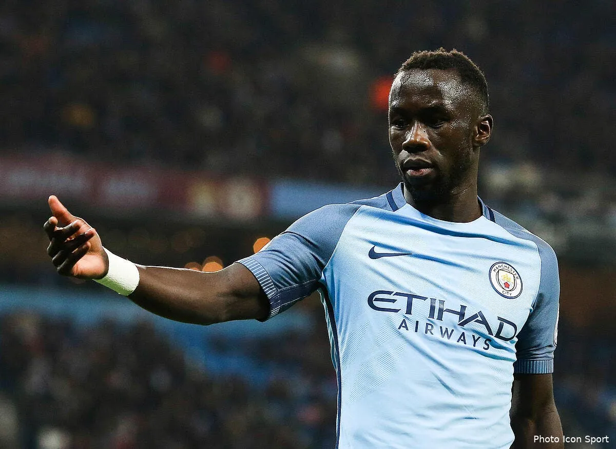 om sagna lance une bouee en direction de l om au mercato iconsport 29510695207887