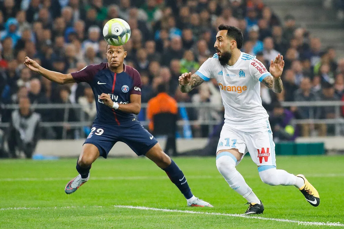 om ses ex l adorent mitroglou a la cote au mercato icon ruo 221017 02 13285311