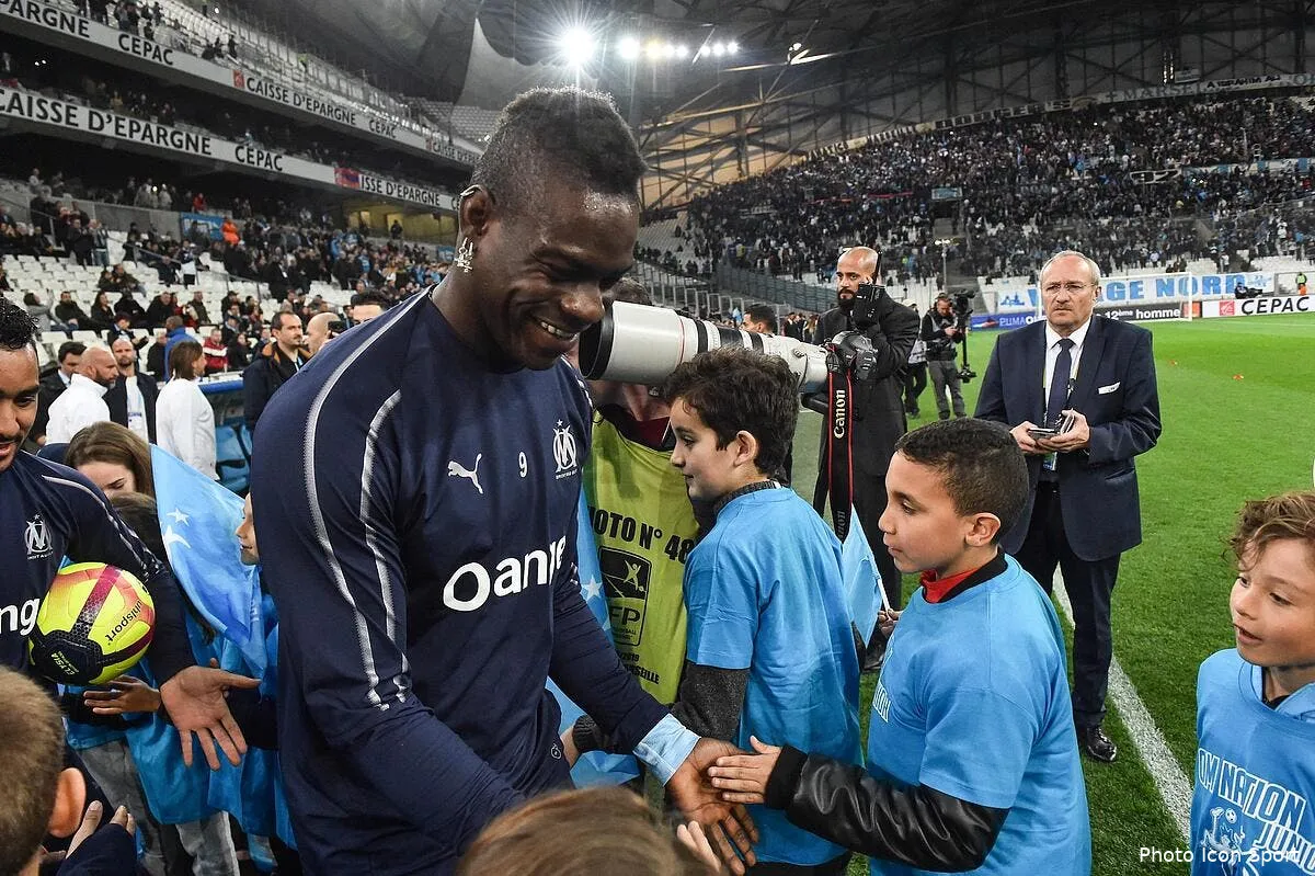 om son but et sa celebration balotelli fait fureur icon dim 030319 11 10246675