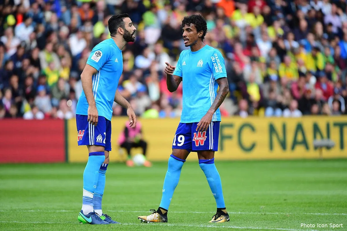 om trois departs au mercato dont un surprise icon win 120817 01 13354246479