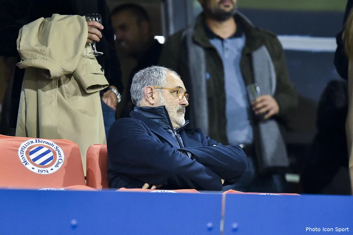 om un arriere gauche les dirigeants n ont pas d idees icon dim 04112018 08 70243567