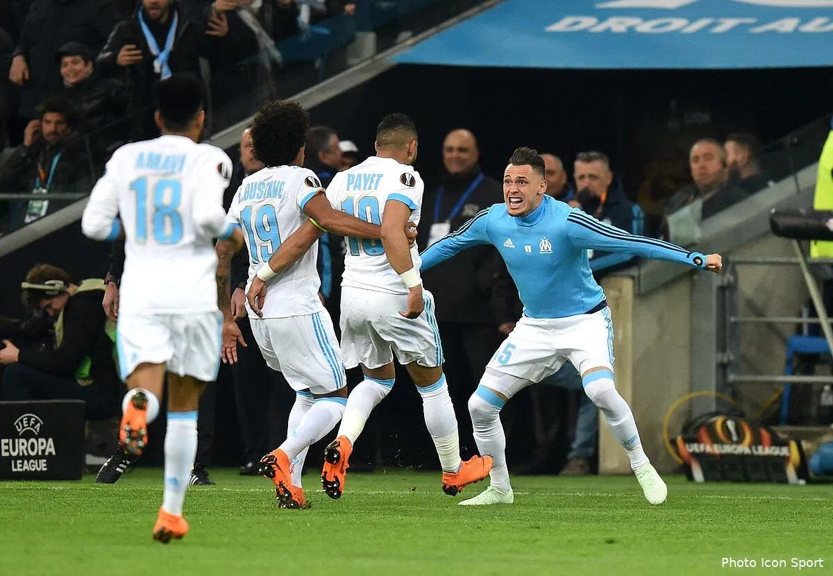 om un exemple pour la france le magnifique hommage de l asse om 13218509