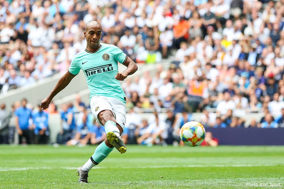 om un international portugais en pret marseille tente le coup icon spi 020 jw tottenham inter261611