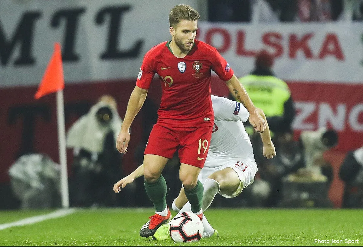 om un lateral gauche arrive il n est pas meilleur qu amavi kevin rodrigues262771