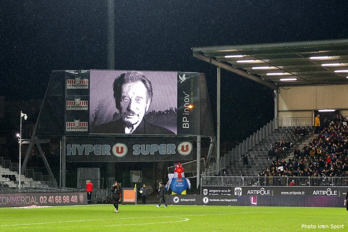 om une idee originale pour rendre hommage a johnny icon lem 091217 04 48202827