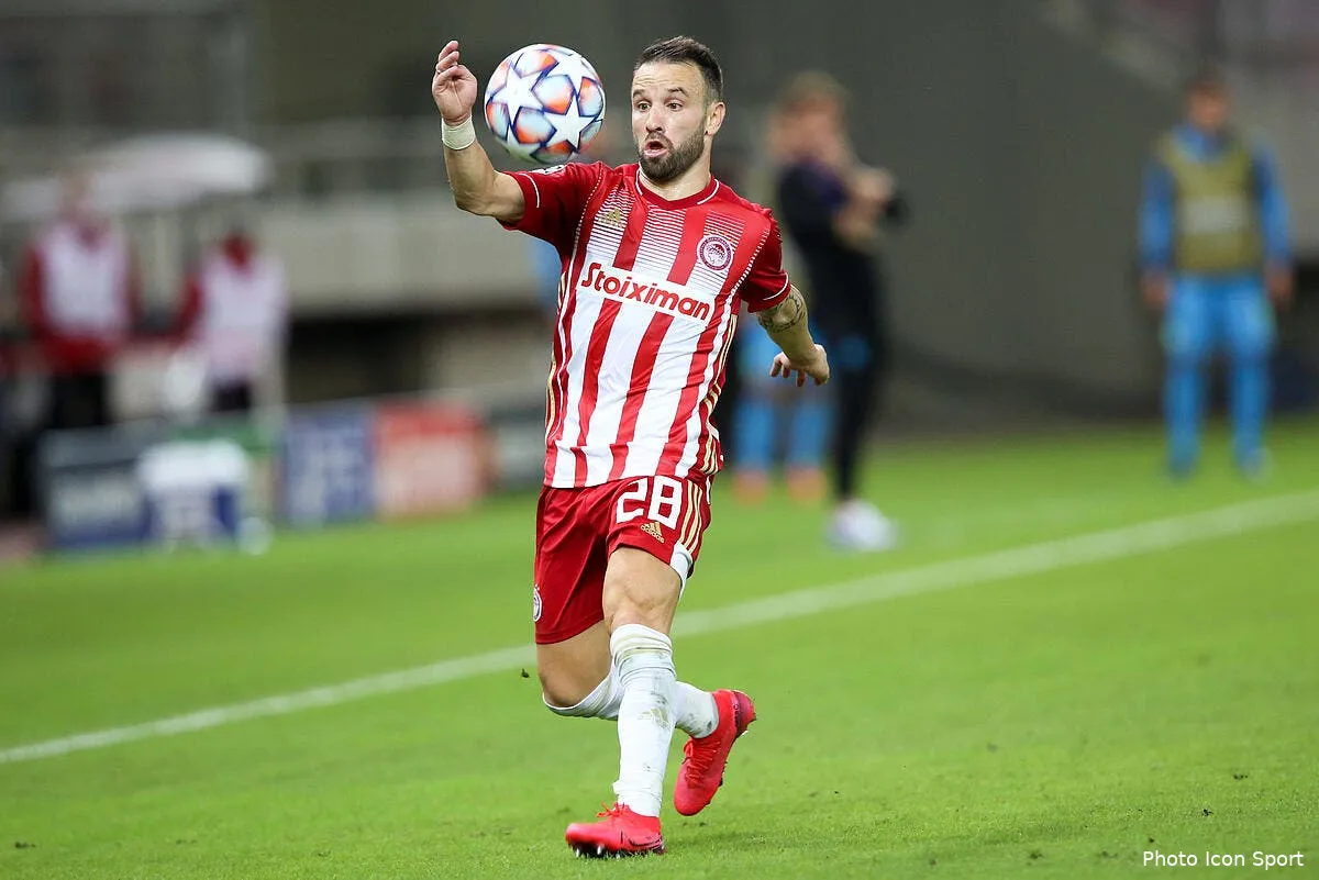 om valbuena superstar la reaction de djibril cisse est violente icon 5172344297373