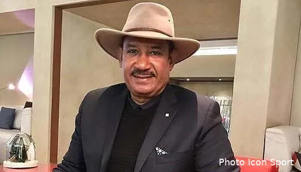 om vente de marseille pierre menes est effare om ajroudi balaie les polemiques il a son plan secret om molina acheve ajroudi son projet est bidon ajroudi 289139 289273289593