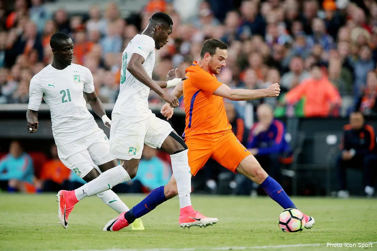 om vincent janssen prochain renfort de l om en attaque iconsport icon vii 040617 24 13189001