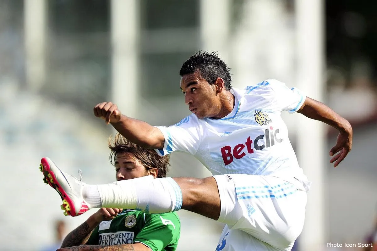 omrani out six a huit semaines avec l om iconsport cuc 230711 03 1030390