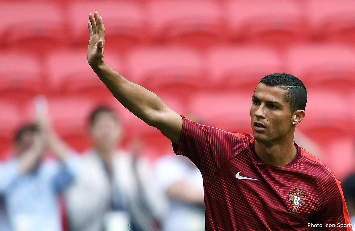 papa de jumeaux cristiano ronaldo peut lacher le portugal ronaldo 86184749