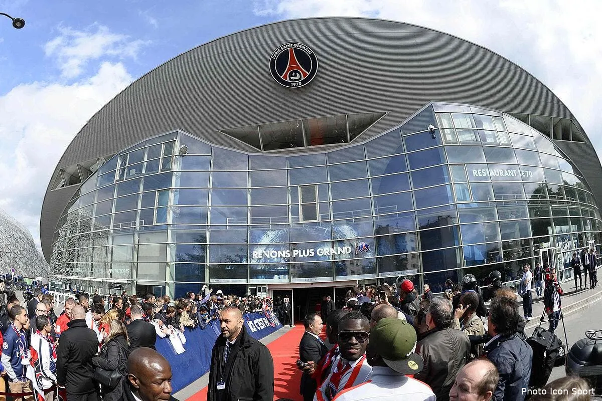 paris dit oui au psg pour vendre le nom du parc des princes iconsport por 130513 64 4770689