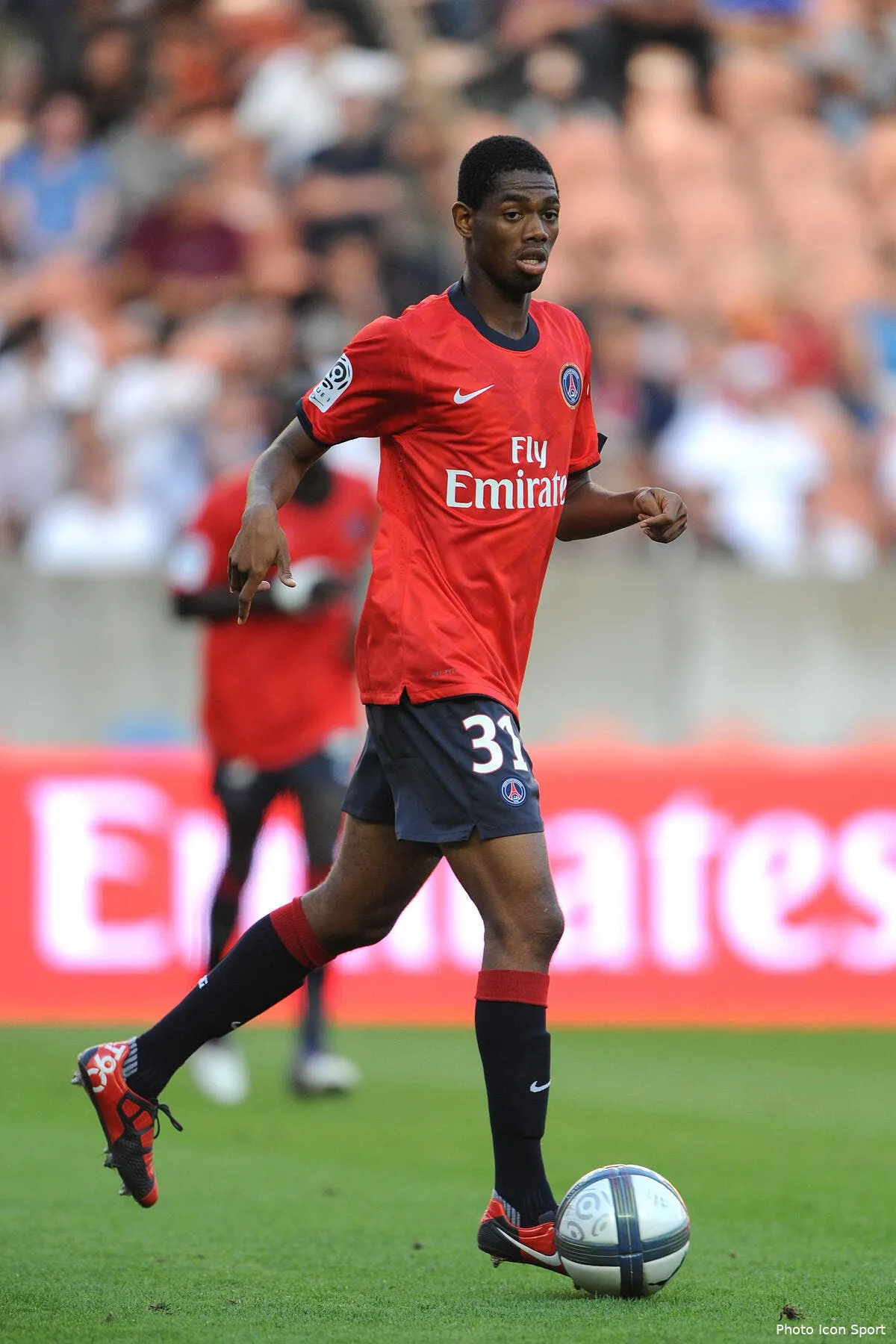 paris laisse filer toure a lorient iconsport jpt 010810 33 9721281