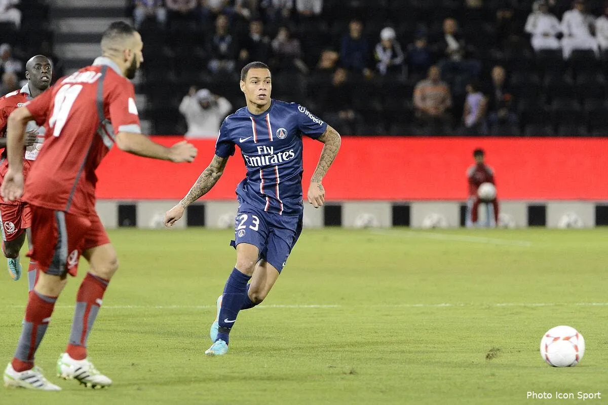 pas de depart du psg en vue pour van der wiel iconsport por 020113 05 2948381