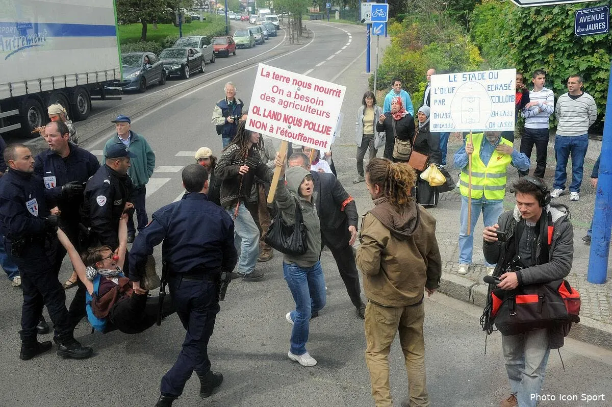 pas de grand stade a lyon pas d euro 2016 previent aulas iconsport jpt 020512 01 0436953