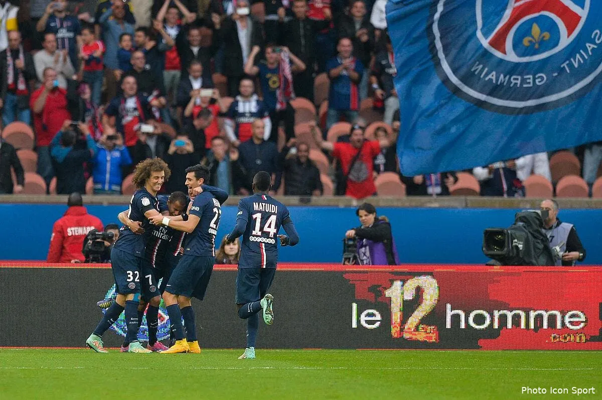 pascal praud fait taire les detracteurs du psg iconsport meu 251014 02 0895471