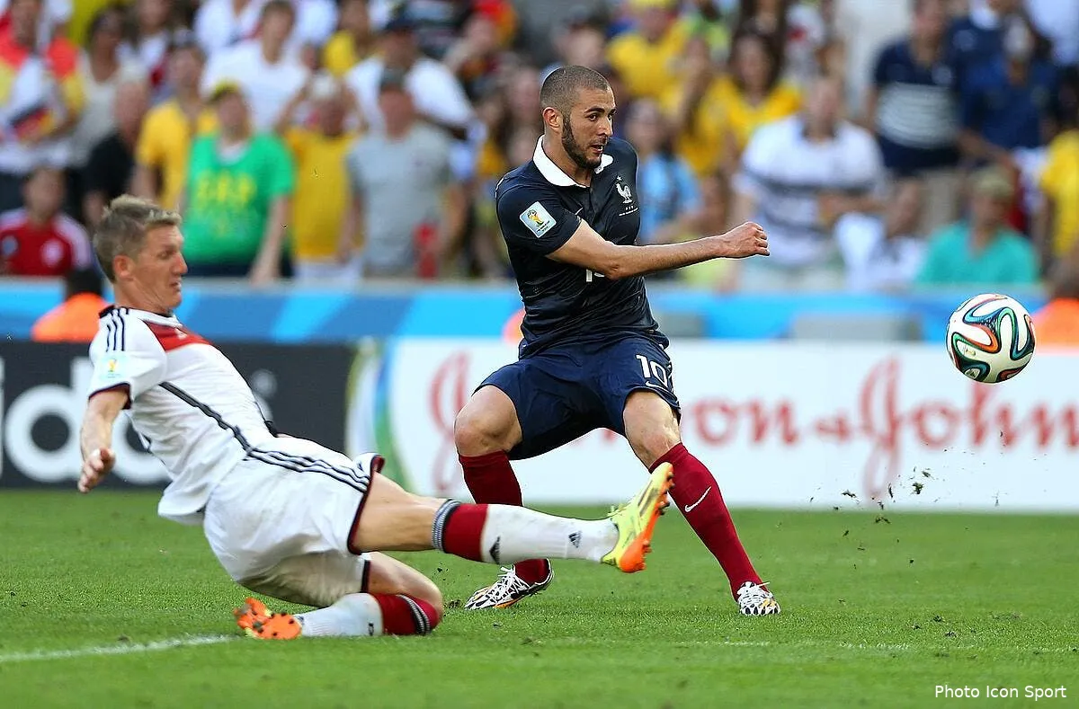 pascal praud relance le debat benzema chez les bleus pour 2016 iconsport pho 040714 06 8886949