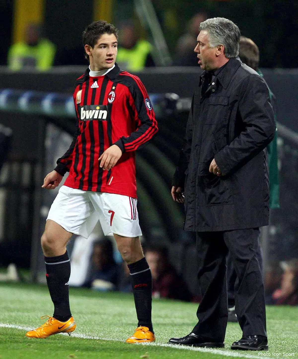 pato a contacte ancelotti pour le feliciter iconsport ipp 040308 05 0329287