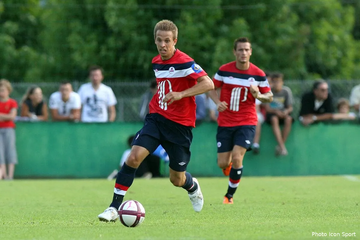 pedretti decouvre un nouveau football avec lille iconsport blo 090711 01 0221786